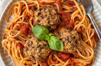 Easy Mediterranean Lentil Meatballs