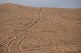 Infinite desert : thoughts from a roadtrip in Namibia