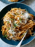 Garlic Noodles – Spoon Fork Bacon