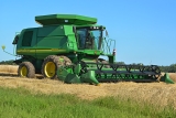 John Deere 9500 vs 9600 Concaves: A Detailed Comparison for Optimal Harvesting Performance