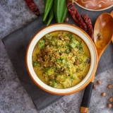 Vendakkai Kootu: Creamy Okra Curry Delight