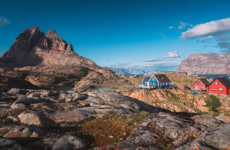 Greenland Travel Itinerary: 7 Days Arctic Summer Adventure
