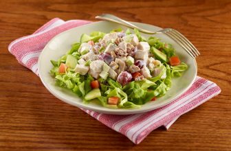 Chicken Salad with Apples Grapes and Walnuts Recipe