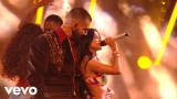 Becky G, Manuel Turizo – QUE HACES (AMA Performance)