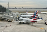 American adds 4 LaGuardia routes, cuts 7 in effort to woo NYC fliers