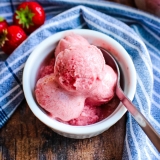 Strawberry Banana Ice Cream | Frugal Nutrition