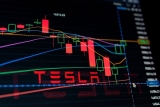 Once A Top Musk Supporter, Now Warning Tesla Stock Faces Major Pain in 2025 – Tesla (NASDAQ:TSLA)