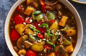 Vegetables In Hot Garlic Sauce (Chinese Gravy)