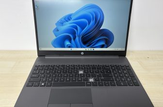 HP Laptop 255 G8 Ryzen 5 3500 16GB RAM 256GB SSD Win 11 Missing keys 90% Batt