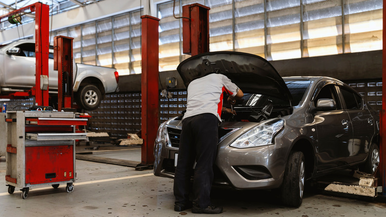 Car dealer service area