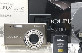 [T MINT] Nikon COOLPIX S700 12.1MP Digital Camera Urban Black w/Box from Japan