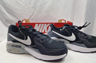 Nike Air Max Excee Authentic UK6