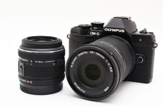 Olympus OM-D E-M10 Mark III 16.1 MP Camera Black Body w/14-42+40-150 Lens Set