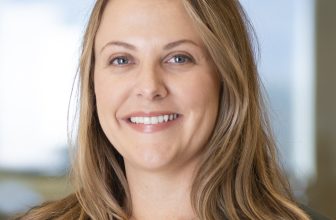 Who’s Responsible for Uniform Costs, Employee or Employer? | Employers’ Lawyers Blog