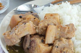 Adobong Puti (White Pork Adobo)