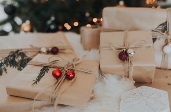 Luxury vs Affordable Watches: What’s the Best Gift?