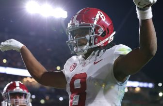 Alabama football at Auburn: Iron Bowl previews and predictions