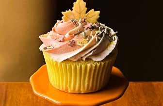 VANILLA-CHAI CUPCAKES | Bewitching Kitchen