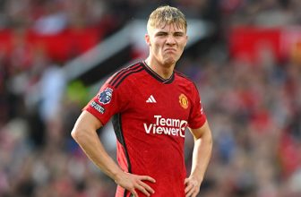 Less Greed More Service. Højlund Needs Supplying!