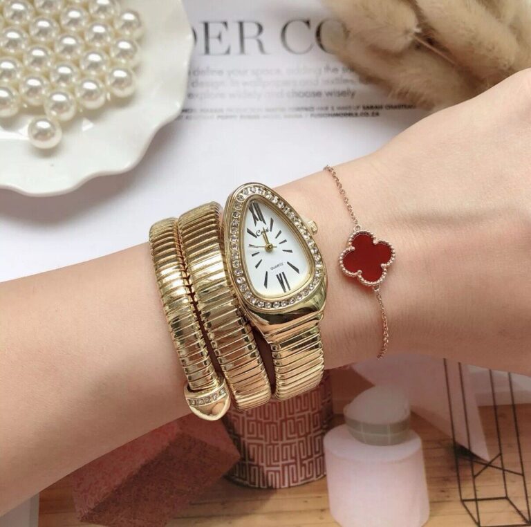 Luxury Women Snake Bracelet Watch Cool Serpentine Retro Watches Jewelry Gift