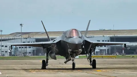 BBC The F-35B at Thiruvananthapuram airport in Kerala