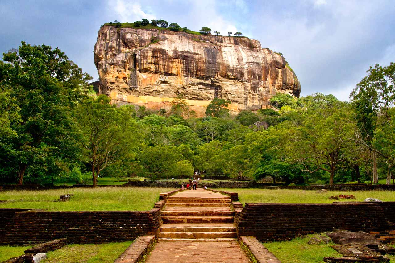 sigirya rock sri lanka