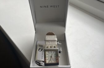Nine West Watch Ladies Bangle Type Gold Tone Boxed