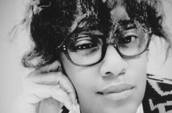 Friendship Burnout: Outgrowing with Love