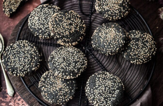 Black Tahini and Sesame Cookies – Poetry of Spices