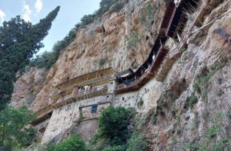 Ανοιξιάτικα σαββατοκύριακα κοντά στην Αθήνα (και με μικρό προϋπολογισμό)