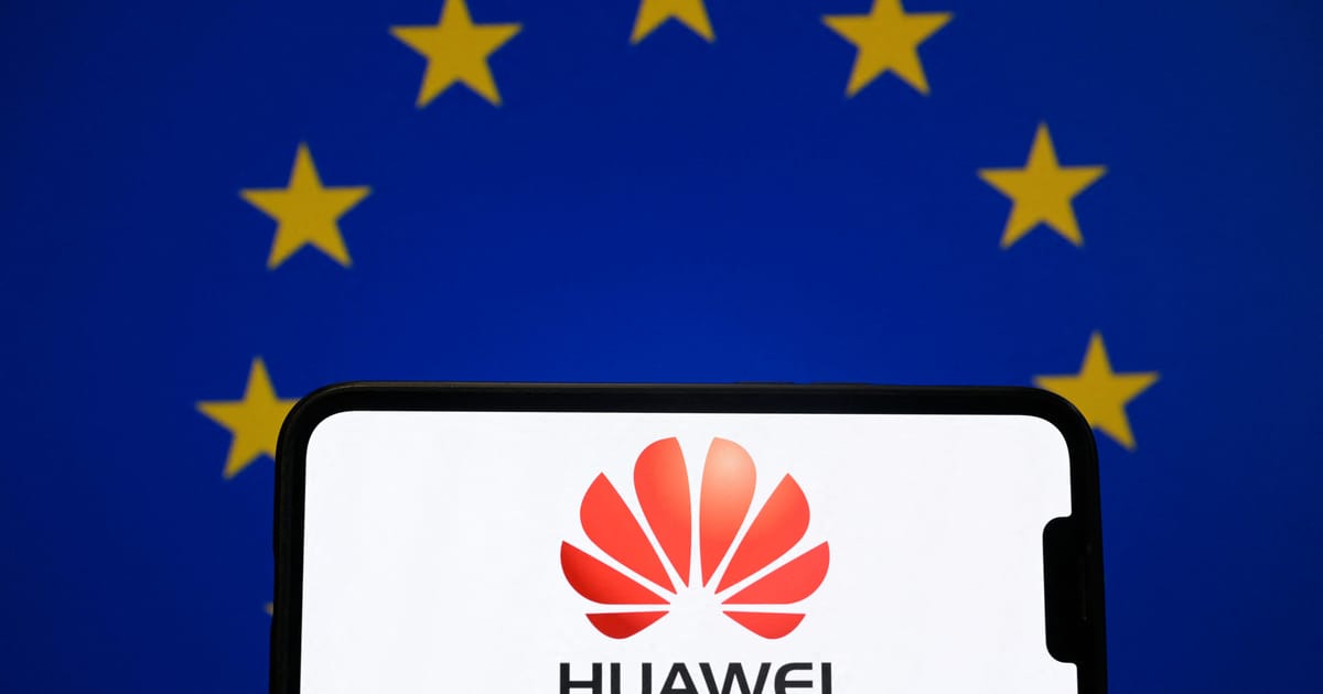 Commission blocks EU funding for Huawei solar tech – POLITICO