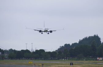 Boeing 737 MAX 10 completes final test flight