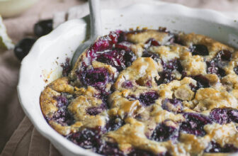 Cherry Cobbler with Cinnamon and Vanilla