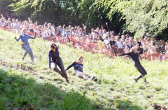 How to Attend the Cooper’s Hill Cheese Rolling : Insider Tips!
