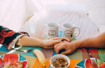 The Cellular Benefits of Healthy Relationships