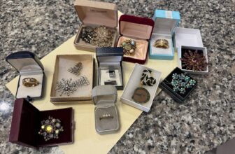 Boxed Jewellery Ideal Christmas Gifts