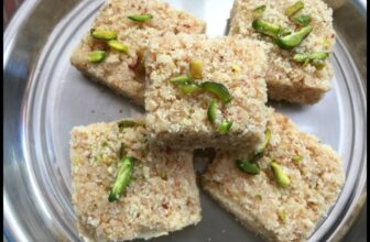 Coconut burfi recipe | thengai burfi recipe | nariyal burfi recipe | kobbari burfi | కొబ్బరి బర్ఫీ