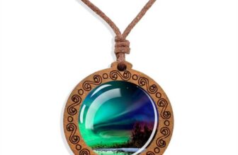 Boho Chic Aurora Vintage Wooden Pendant Necklace Men’s Women’s Jewellery
