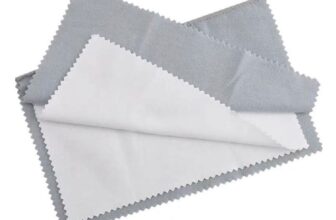 Silver Polishing Cleaning Cloth Keeps Jewelry Clean and Shiny Grey White