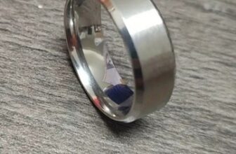 MENS SILVER 8mm BRUSHED STAINLESS STEEL RINGS IN MULTIPLE SIZES  WEDDING