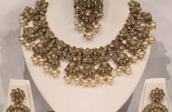 Gold Indian bollywood bridal choker Necklace tikka earring jewellery kundan set