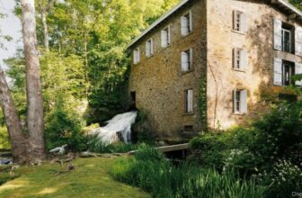 Restored 1750s Waterfall Estate in Hudson Valley Lists for the First Time in 60 Years for $5.2 Million
