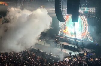 Def Leppard Pours Some Sugar on Portland – Drew’s Reviews