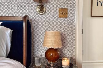 Ideas for Decorating A Small Bedroom in the Eaves –