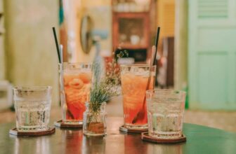 Essential Tips for Solo Female Travelers – The Travel Savvy Wanderer