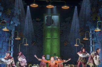 Annie : Review (Newcastle Theatre Royal)