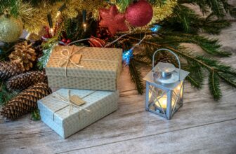 The Best Gift Experiences to Give to Travel Lovers