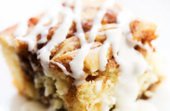 Cinnamon Roll Cake – Chef in Training