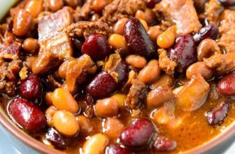 Crockpot Cowboy Bacon Baked Beans