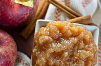  Homemade Cinnamon Apple Sauce (Easy Stovetop Recipe)